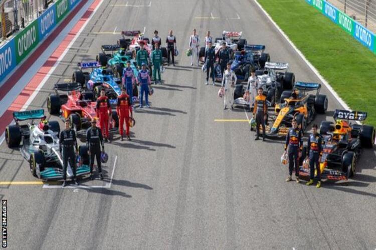 Formula 1 2022: Lewis Hamilton และ Max Verstappen กลับสู่เส้นทาง